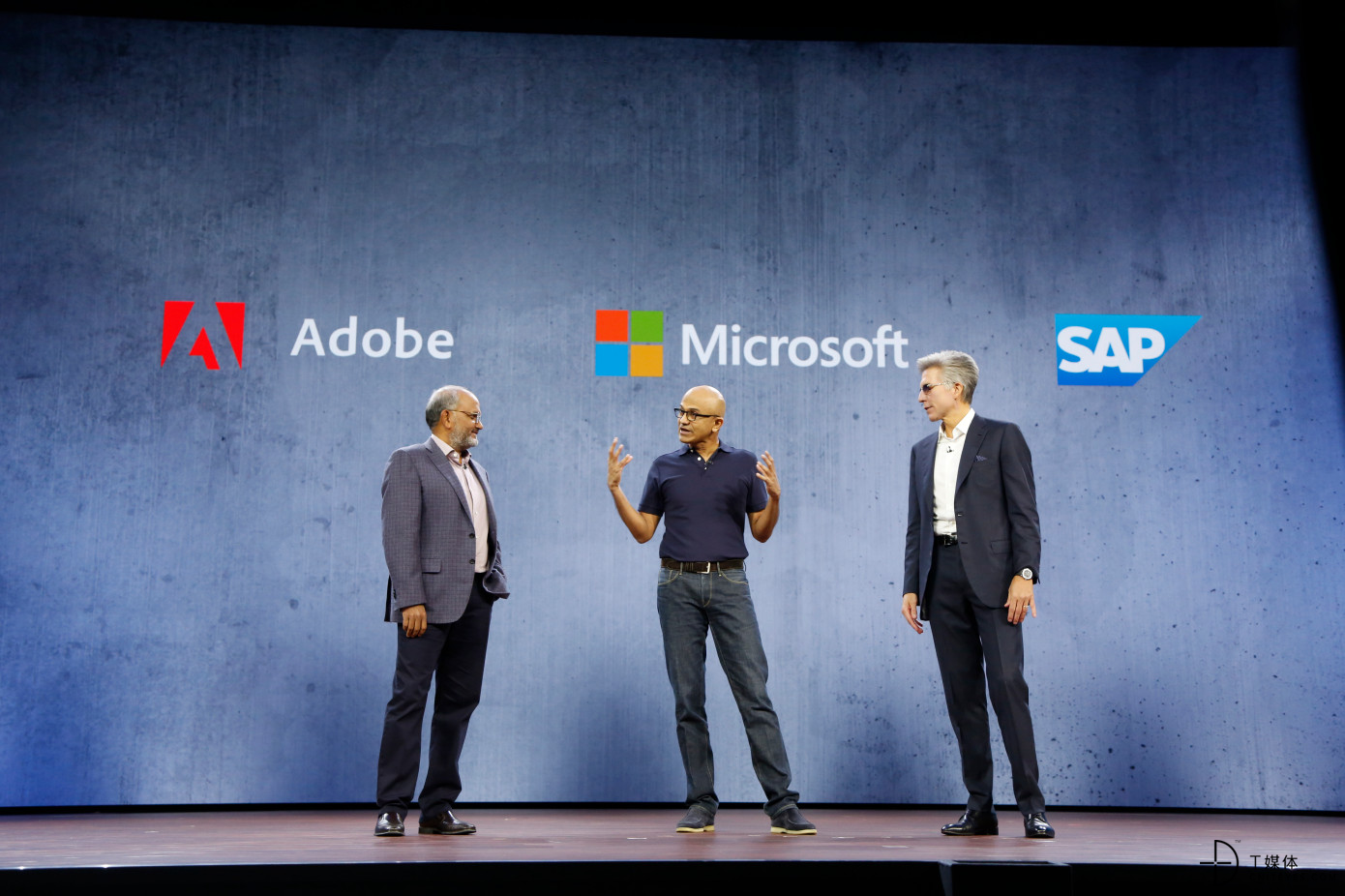 5ba8f3b347778-5ba8f3b34777aShantanu-Narayen-CEO-Adobe-Satya-Nadella-CEO-Microsoft-and-Bill-McDermott-CEO-SAP-at-Microsoft-Ignite-2018.jpg.jpg